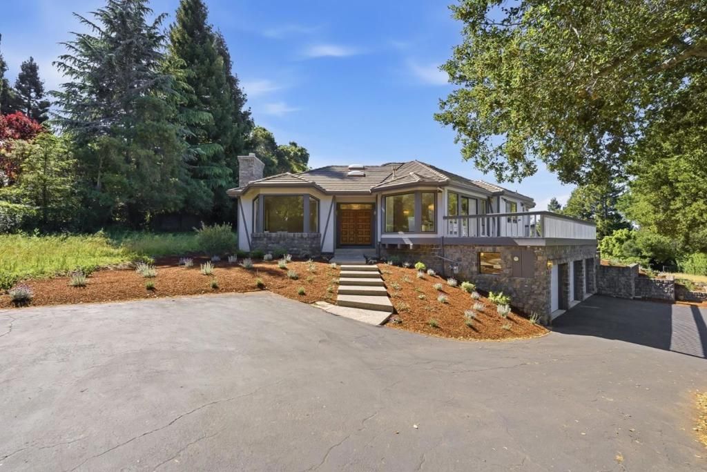 12390 Gigli Court, Los Altos Hills, CA 94022