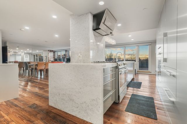 151 Tremont St 6F, Boston, MA 02111