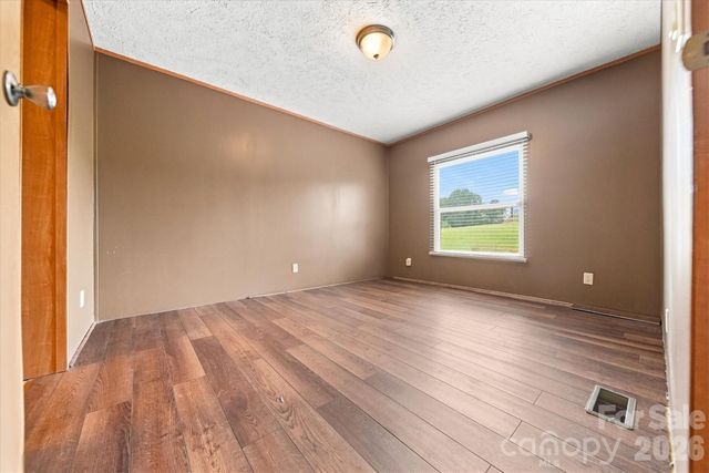 8660 Hollywood Drive, Connelly Springs, NC 28612