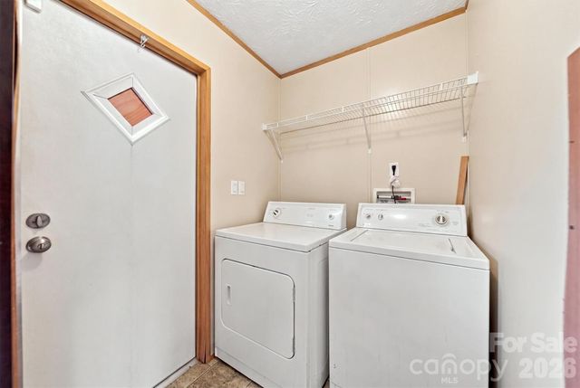8660 Hollywood Drive, Connelly Springs, NC 28612