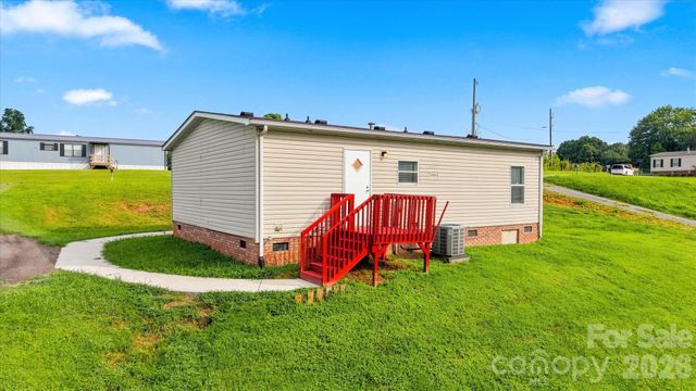 8660 Hollywood Drive, Connelly Springs, NC 28612