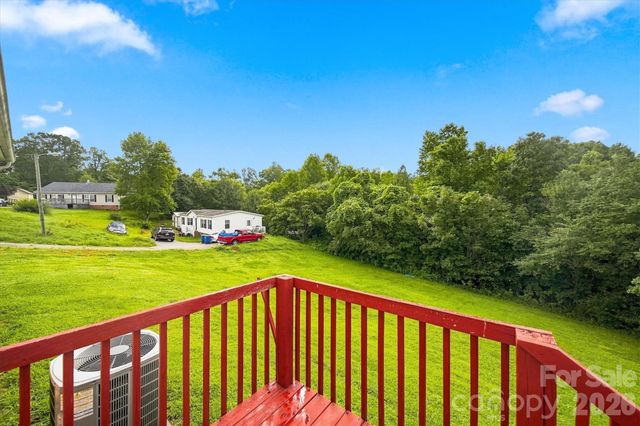 8660 Hollywood Drive, Connelly Springs, NC 28612
