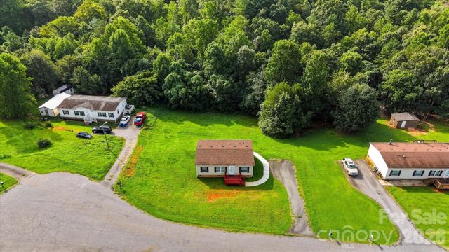 8660 Hollywood Drive, Connelly Springs, NC 28612
