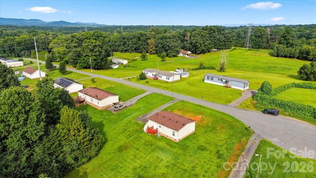 8660 Hollywood Drive, Connelly Springs, NC 28612