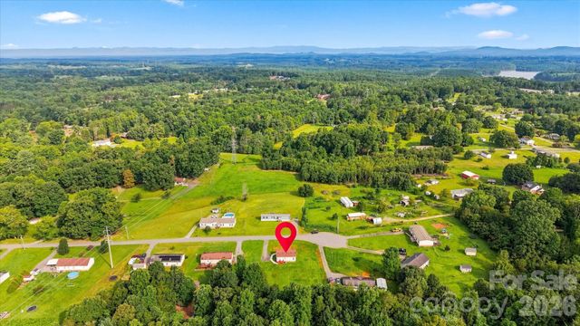 8660 Hollywood Drive, Connelly Springs, NC 28612