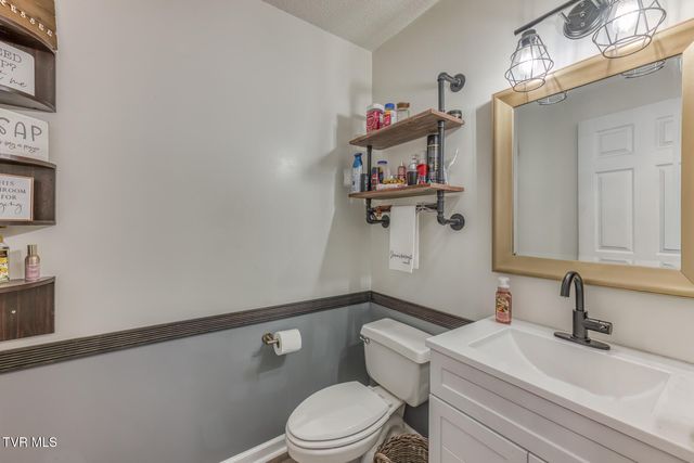 198 Dean Archer Road, Jonesborough, TN 37659