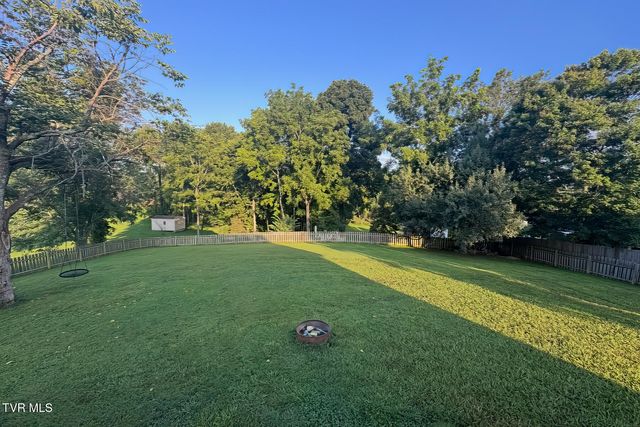 198 Dean Archer Road, Jonesborough, TN 37659