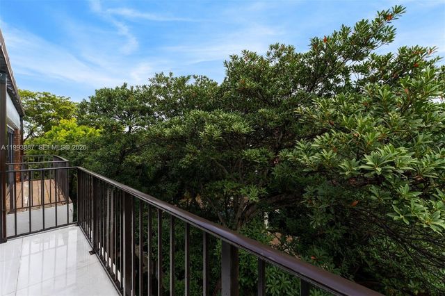 1524 NE Quayside Ter A4, Miami, FL 33138