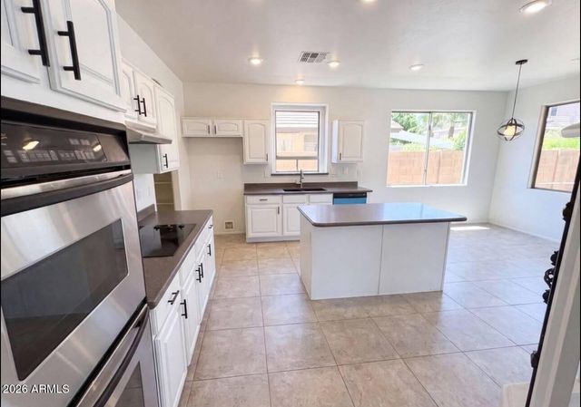 13530 W W Banff Ln, Lane, Surprise, AZ 85379