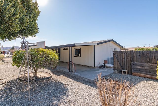 43560 Holder Avenue, Hemet, CA 92544