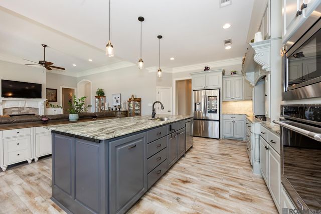 6055 Jonathan Alaric Ave, Gonzales, LA 70737