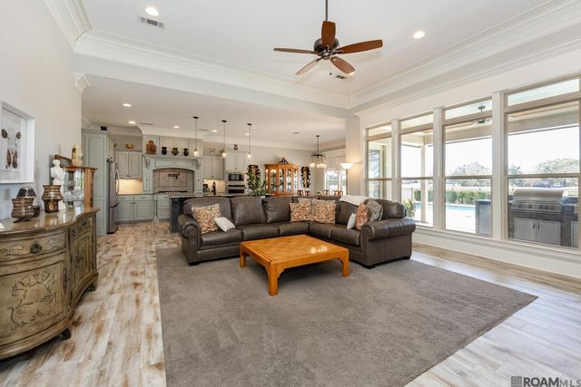 6055 Jonathan Alaric Ave, Gonzales, LA 70737