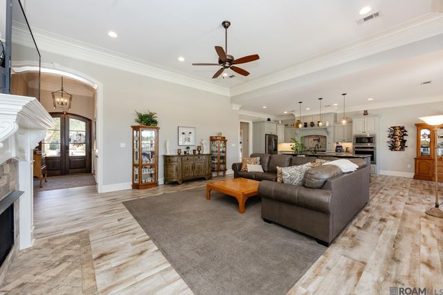 6055 Jonathan Alaric Ave, Gonzales, LA 70737