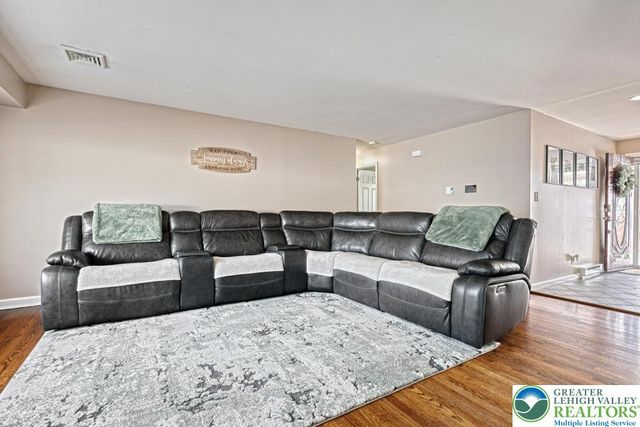 4237 Kota Avenue, Other Pa Counties, PA 17110