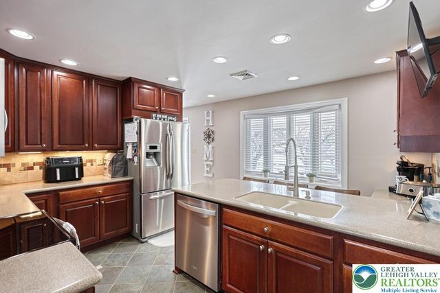 4237 Kota Avenue, Other Pa Counties, PA 17110