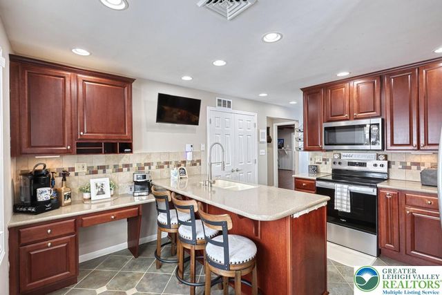 4237 Kota Avenue, Other Pa Counties, PA 17110