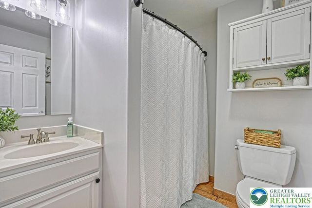 4237 Kota Avenue, Other Pa Counties, PA 17110