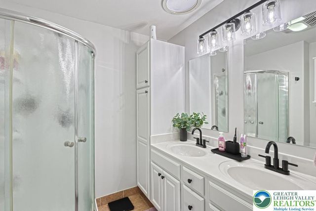 4237 Kota Avenue, Other Pa Counties, PA 17110