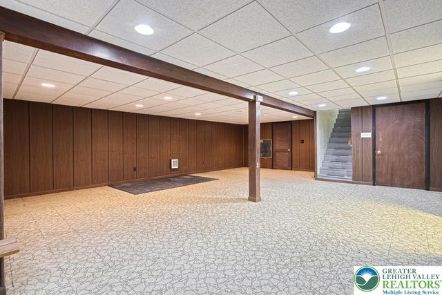 4237 Kota Avenue, Other Pa Counties, PA 17110