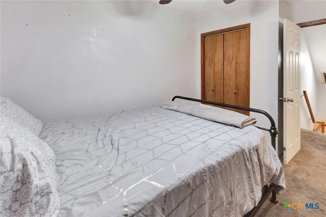 111 Glenmore Street, Victoria, TX 77904