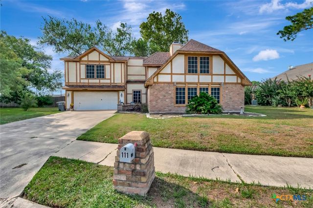 111 Glenmore Street, Victoria, TX 77904