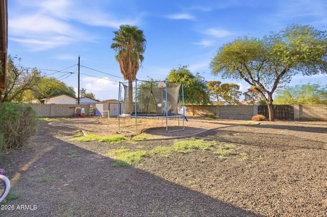 7330 W ANGELA Drive, Glendale, AZ 85308