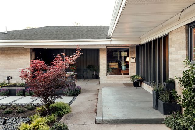 2045 E SAINT MARYS DR, Salt Lake City, UT 84108
