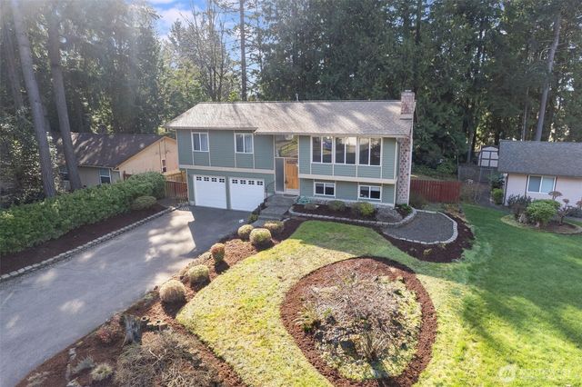 7479 Woodridge Lane NW, Bremerton, WA 98311