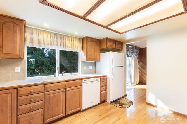 7479 Woodridge Lane NW, Bremerton, WA 98311