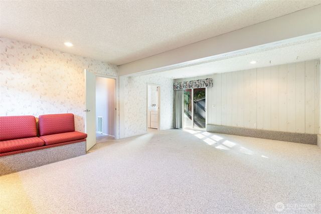 7479 Woodridge Lane NW, Bremerton, WA 98311