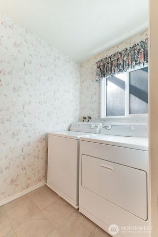 7479 Woodridge Lane NW, Bremerton, WA 98311