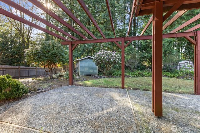 7479 Woodridge Lane NW, Bremerton, WA 98311