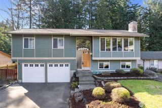 7479 Woodridge Lane NW, Bremerton, WA 98311
