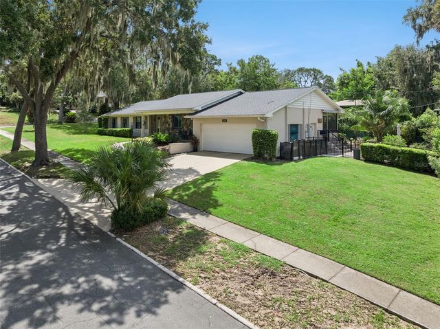 1325 OVERLOOK DRIVE, Mount Dora, FL 32757