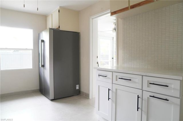 48 W North Shore AVE, North Fort Myers, FL 33903