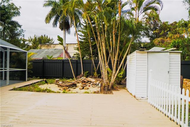 48 W North Shore AVE, North Fort Myers, FL 33903