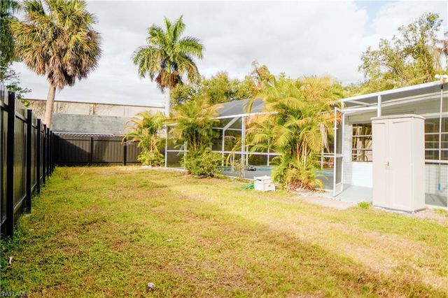 48 W North Shore AVE, North Fort Myers, FL 33903