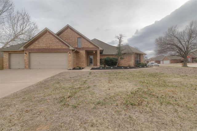 18016 San Mateo Court, Edmond, OK 73012