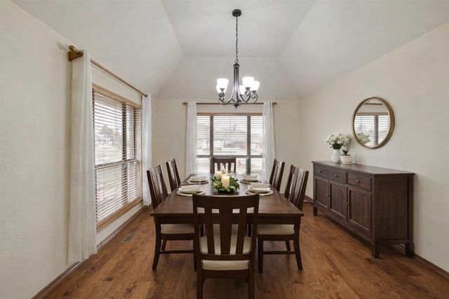 18016 San Mateo Court, Edmond, OK 73012