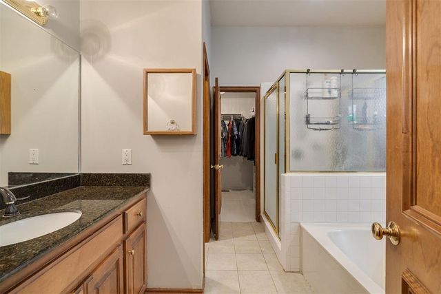 18016 San Mateo Court, Edmond, OK 73012