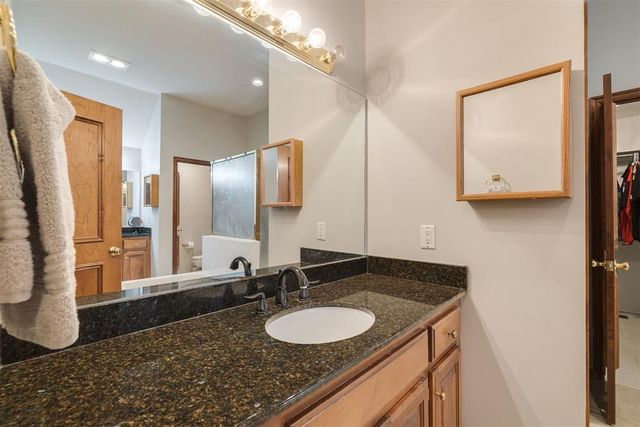 18016 San Mateo Court, Edmond, OK 73012