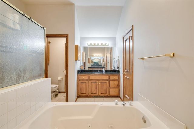 18016 San Mateo Court, Edmond, OK 73012