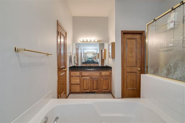 18016 San Mateo Court, Edmond, OK 73012