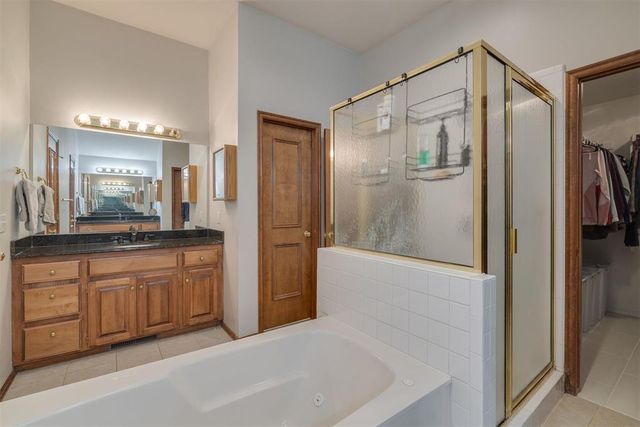 18016 San Mateo Court, Edmond, OK 73012