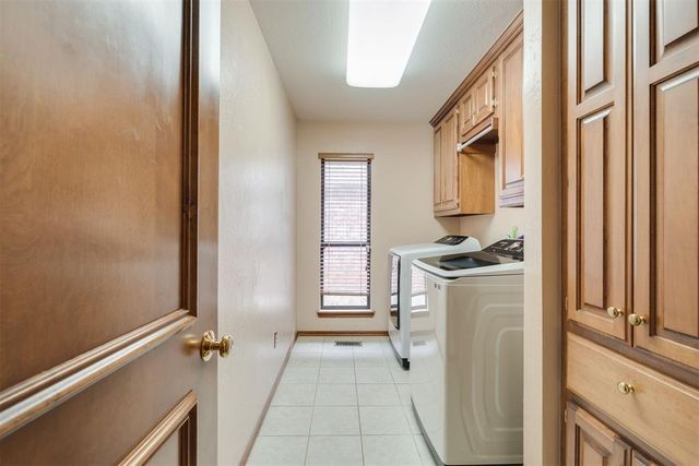 18016 San Mateo Court, Edmond, OK 73012