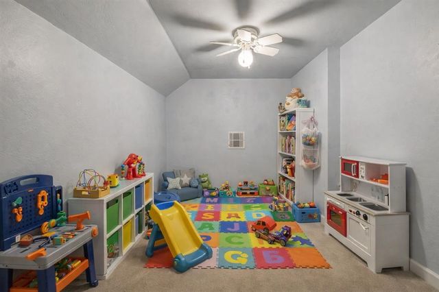 18016 San Mateo Court, Edmond, OK 73012