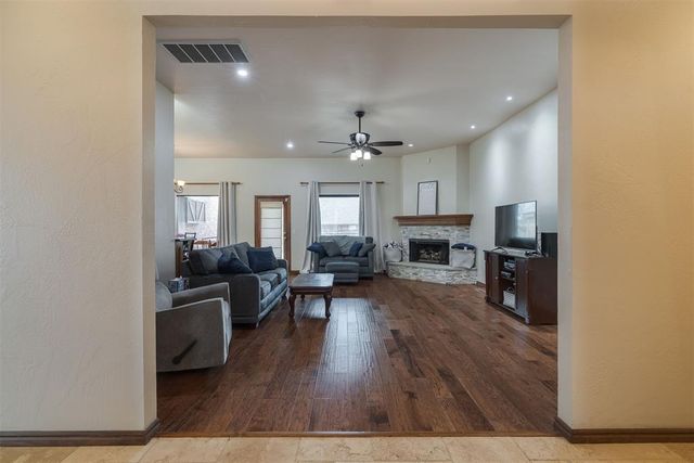 18016 San Mateo Court, Edmond, OK 73012