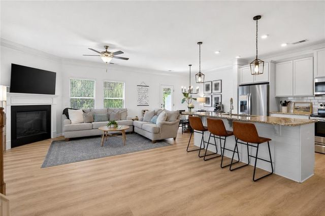 146 Madison Bend, Woodstock, GA 30188
