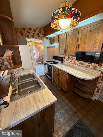 1208 MONTGOMERY DR, Glen Burnie, MD 21061