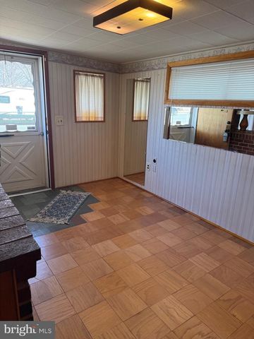 1208 MONTGOMERY DR, Glen Burnie, MD 21061